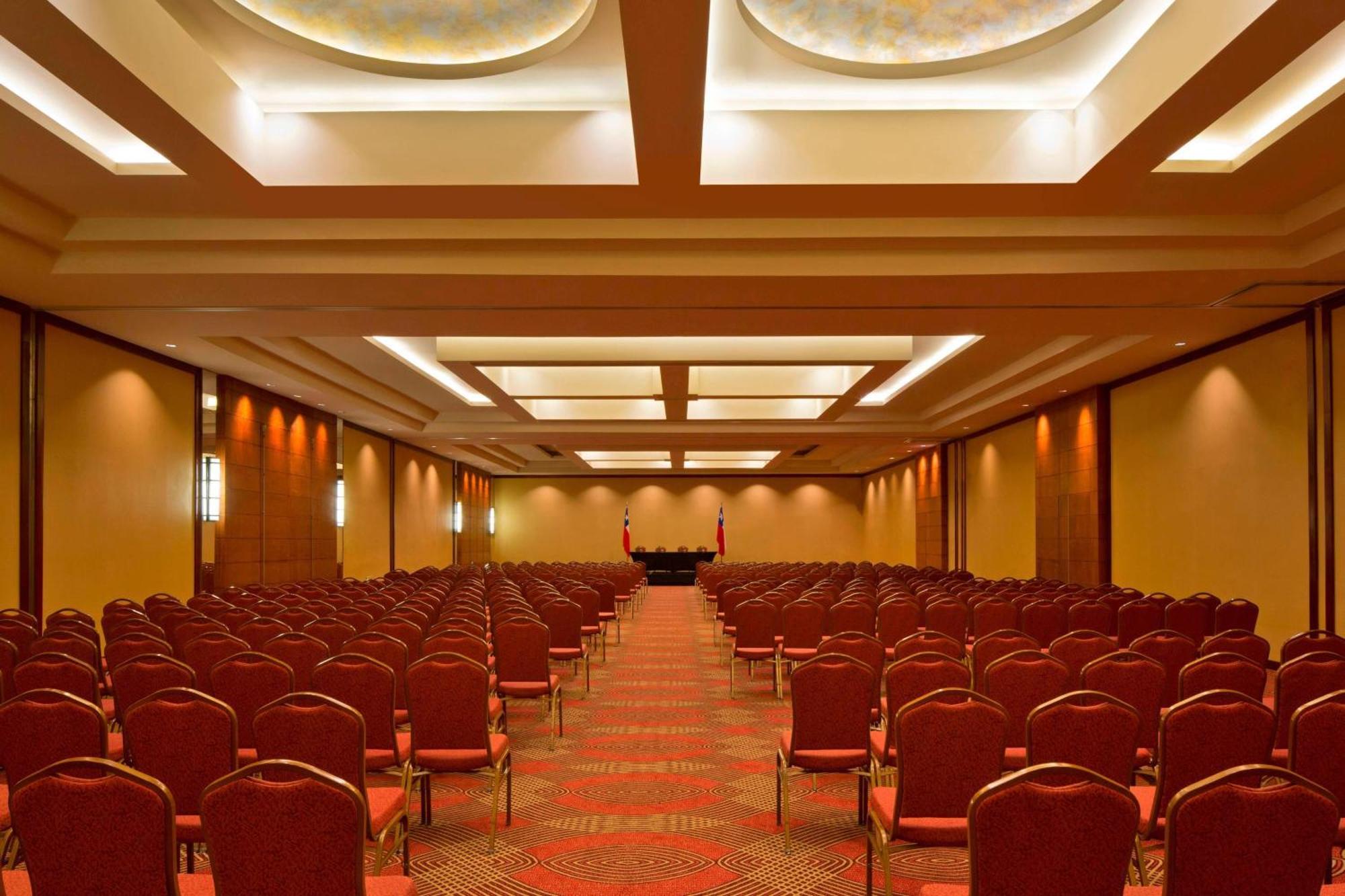 Sheraton Santiago Hotel & Convention Center Buitenkant foto The ballroom