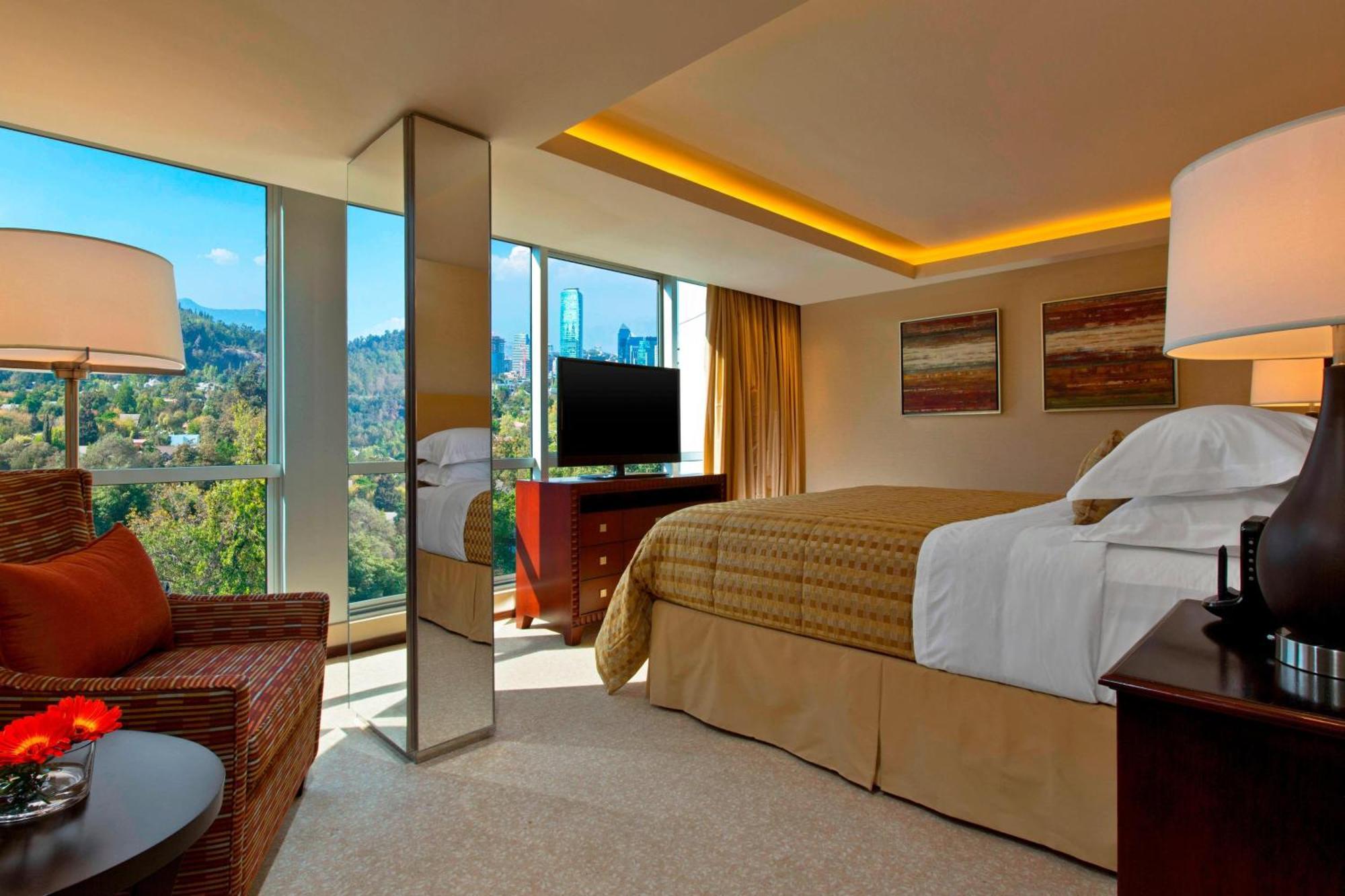 Sheraton Santiago Hotel & Convention Center Buitenkant foto Executive Suite